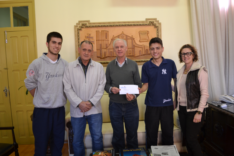 Estudantes do Colégio Verzeri realizarão melhorias na Praça Dario Beltrão